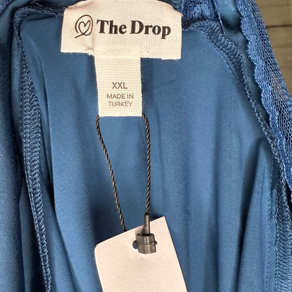 Elegant Teal Maxi Dress - Picture 5 of 5